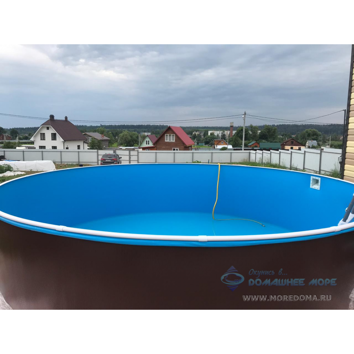 Пленка для бассейна 2,44×1,4 м внутренняя ПВХ голубая Larimar 5187776 Пленка для бассейна 2,44×1,4 м внутренняя ПВХ голубая Larimar 5187776
